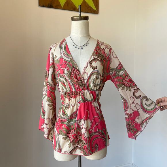 Y2k Groovy Hippie Pink Bell Sleeve Top - Picture 1 of 5